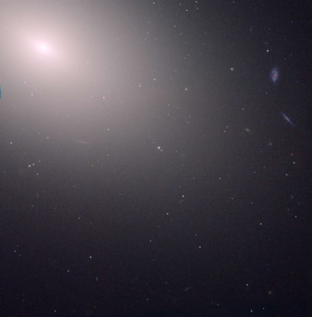 Esta é a M59, a 60 milhões de anos-luz da Terra.