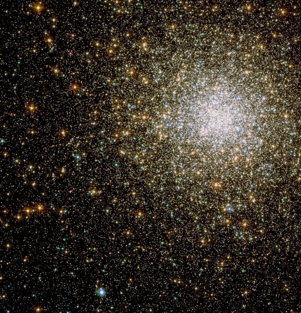 Encontrado a 22.200 anos-luz da Terra, este é o aglomerado globular M62. 